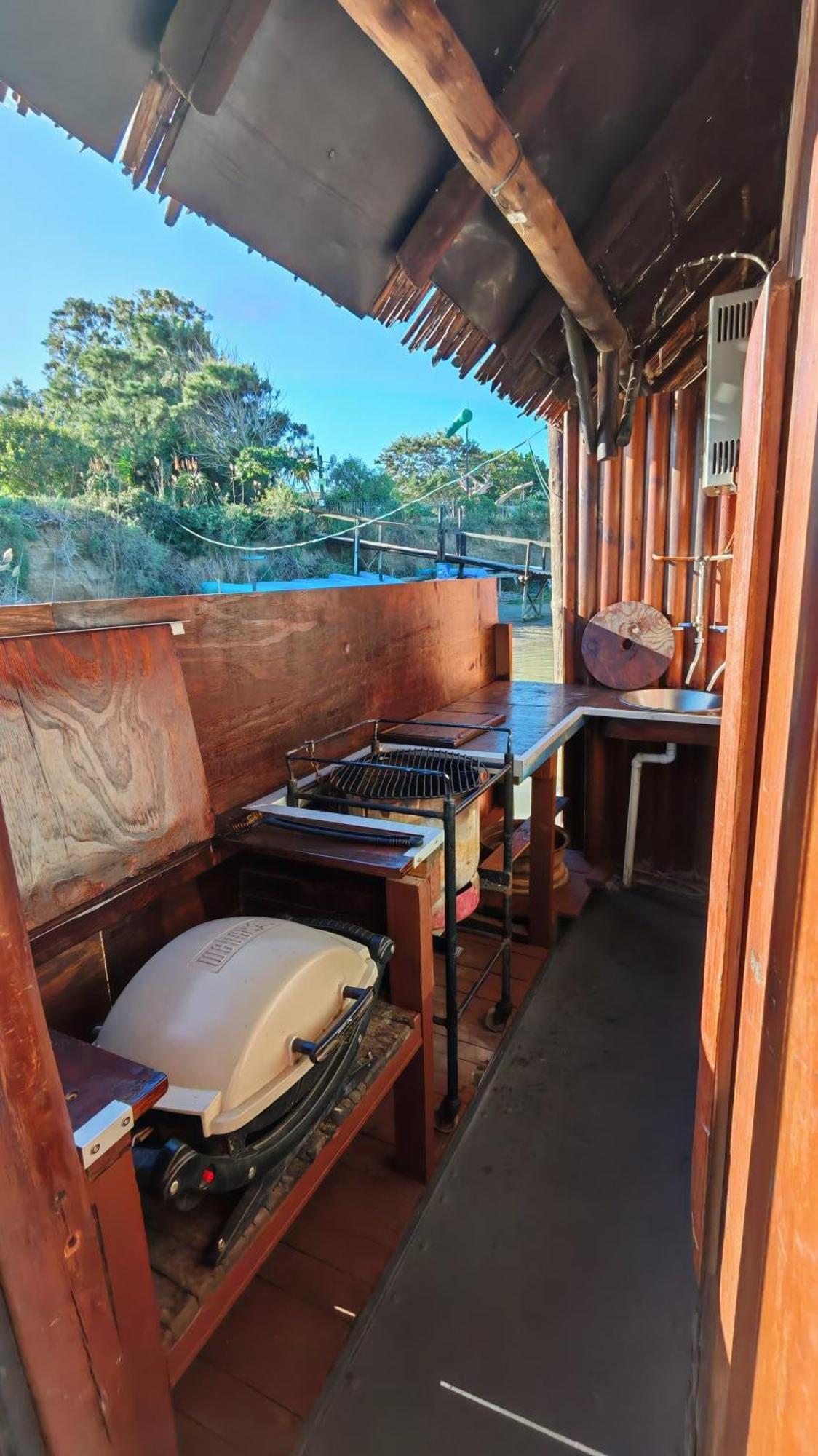 Maggie May House Boat - Colchester - 5Km From Elephant Park المظهر الخارجي الصورة
