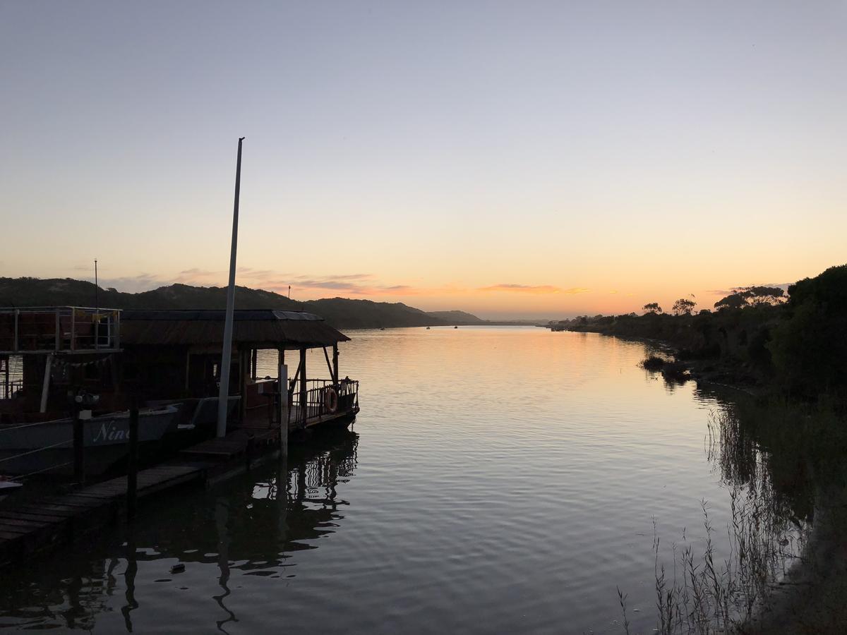 Maggie May House Boat - Colchester - 5Km From Elephant Park المظهر الخارجي الصورة